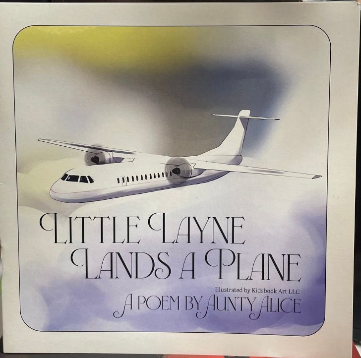 Little lane lands a plane - Alice Besson